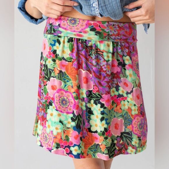 Natural Life Live-In-It Knit ButterSoft Floral Mini Skirt Pink Multicolor S NWT - Picture 3 of 12